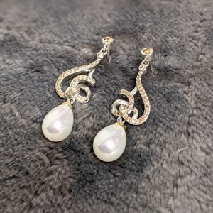 Vintage Champagne Colored CZ & Faux Pearl Drop Pierced Earrings